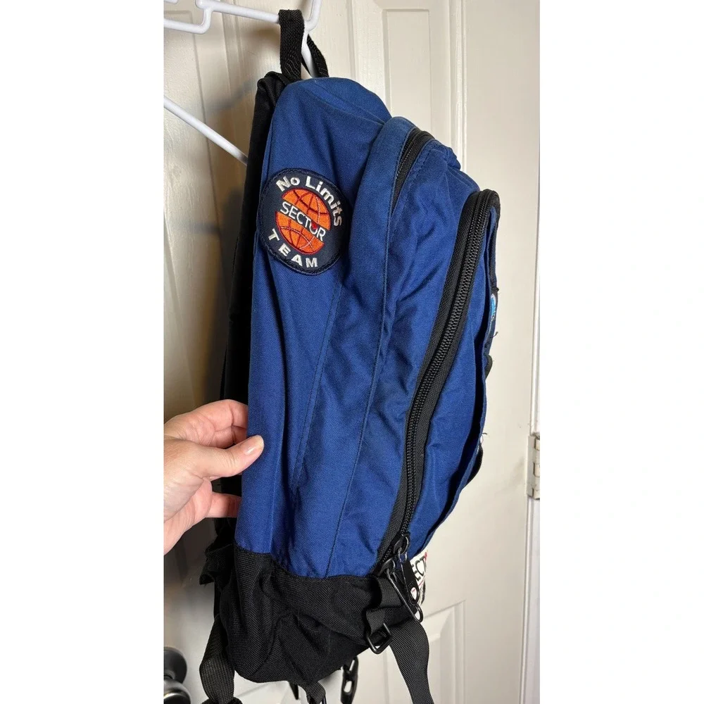 VNTG Eagle Creek Blue Black Utility Hiking Camping Backpack Sector Watch